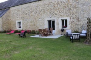 Domaine l'Îlot Pomme Cottage - Gîtes et Chambres d'hôtes avec piscine pour vos vacances à Bayeux en Normandie - Gîte le Pommier Bleu