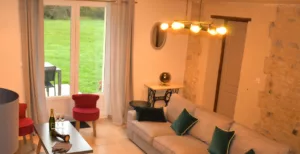 Salon Pomme d'happy - gîte de 10 personnes à Bayeux et au choeur des plages du débarquement en normandie - L'ilot pomme cottage