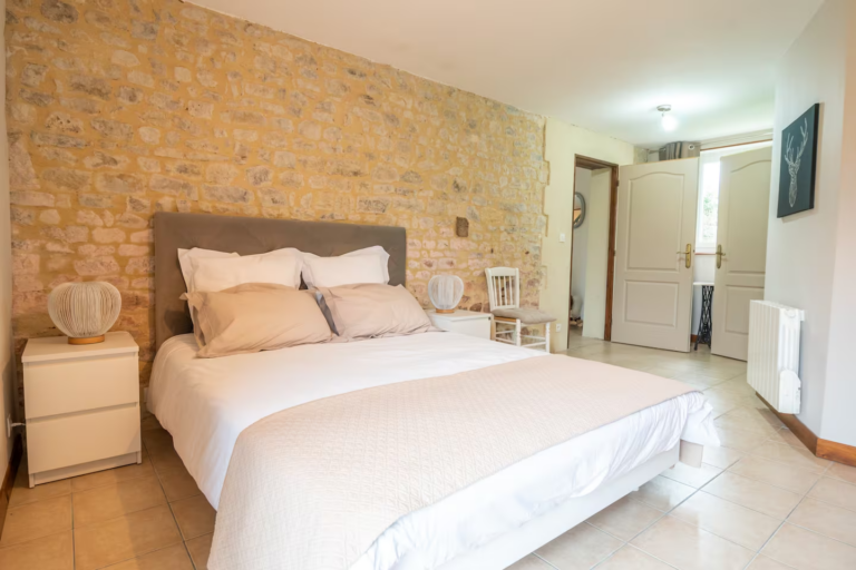 L'îlot Pomme Cottage - Room Granny Smith - - Gîtes et chambres d'hôtes proche de Bayeux et des plages du débarquement - DDay - Normandie - Le domaine vue du ciel - location de vacance avec piscine